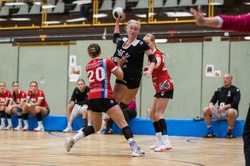Bild 84 - wBJ SV Henstedt Ulzburg - HSG Holstein Kiel/Kronshagen : Ergebnis: 30:28